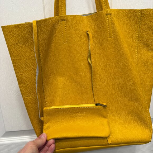 Vera Pelle Leather Tote (purchased in Venice) - Picture 13 of 16